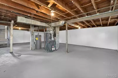 5662 Parchester Drive, Ferguson, MO 63121 - Photo 31