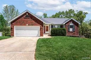 330 Woodlawn Terrace Ct, Ballwin, MO 63021 - Photo 1