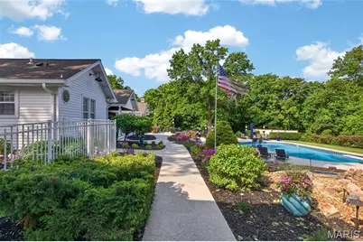 12775 W Watson Road, Sunset Hills, MO 63127 - Photo 31