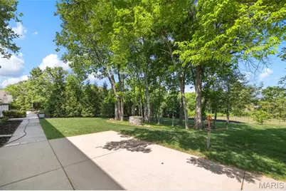 12775 W Watson Road, Sunset Hills, MO 63127 - Photo 11
