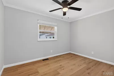 525 Fox Crest Drive, Hazelwood, MO 63042 - Photo 15