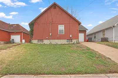 4317 E Fairfax Court, Saint Louis, MO 63113 - Photo 5