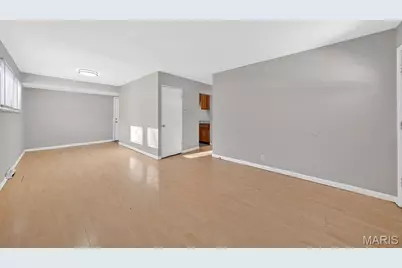 [Address not provided], Saint Louis, MO 63137 - Photo 5