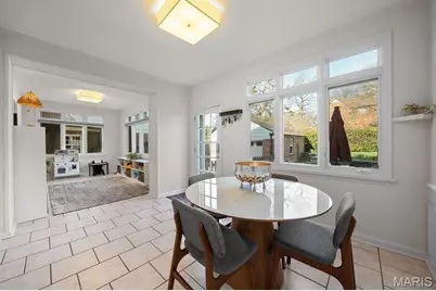 585 Stratford Avenue, University City, MO 63130 - Photo 19