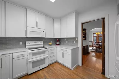 585 Stratford Avenue, University City, MO 63130 - Photo 13