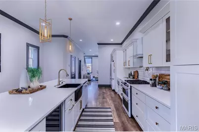 2348 Hickory Street, Saint Louis, MO 63104 - Photo 11