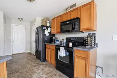 510 Country Circle Drive, Lake Saint Louis, MO 63367 - Photo 9