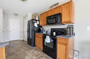 510 Country Cir Dr, Lake Saint Louis, MO 63367 - Photo 9