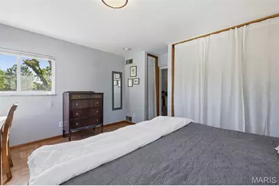 9233 Southview Lane, Saint Louis, MO 63123 - Photo 17