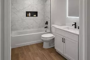 1911 11th St, Saint Louis, MO 63104 - Photo 7