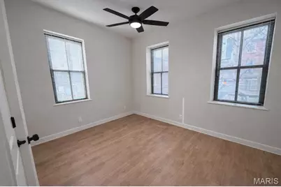1911 11th St #REAR HOUSE, Saint Louis, MO 63104 - Photo 15