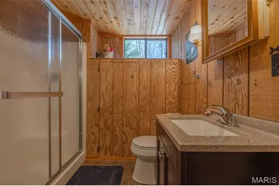 633 Wunderbar Point Drive, Innsbrook, MO 63390 - Photo 17