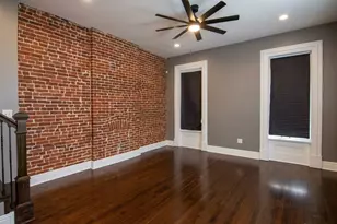 2827 Oregon Ave, Saint Louis, MO 63118 - Photo 3