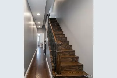2827 Oregon Avenue, Saint Louis, MO 63118 - Photo 9