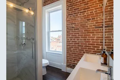 2827 Oregon Avenue, Saint Louis, MO 63118 - Photo 17