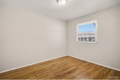 4366 Sulla Drive, Florissant, MO 63033 - Photo 9