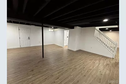 12331 Woodline Drive, Saint Louis, MO 63141 - Photo 9