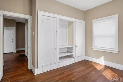 437 S Clark Avenue, Saint Louis, MO 63135 - Photo 19