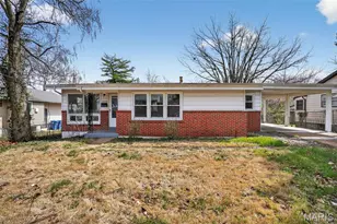10058 Jeffrey Dr, Saint Louis, MO 63137 - Photo 1