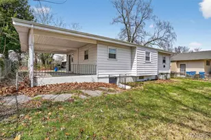 10058 Jeffrey Dr, Saint Louis, MO 63137 - Photo 7