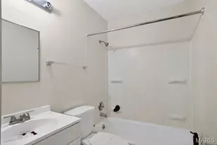 10058 Jeffrey Dr, Saint Louis, MO 63137 - Photo 25