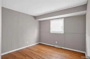 10058 Jeffrey Dr, Saint Louis, MO 63137 - Photo 13