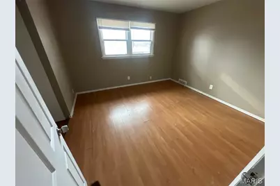 2015 Derhake Road, Florissant, MO 63033 - Photo 3