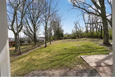 8350 Hill Avenue, Saint Louis, MO 63121 - Photo 7