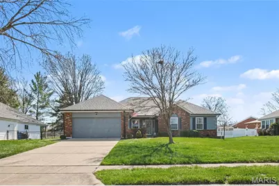 9560 Banyon Tree Court, Saint Louis, MO 63126 - Photo 1