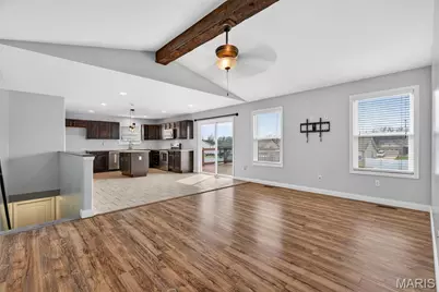 207 Rolling Rock Creek Drive, Wentzville, MO 63385 - Photo 7