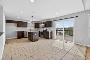 207 Rolling Rock Creek Dr, Wentzville, MO 63385 - Photo 9