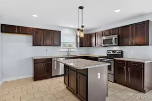 207 Rolling Rock Creek Dr, Wentzville, MO 63385 - Photo 11