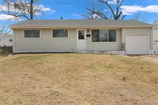 8210 Marvale Ln, Saint Louis, MO 63123 - Photo 3