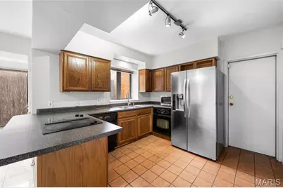 250 S Brentwood Boulevard #1F, Clayton, MO 63105 - Photo 11