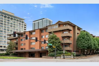 250 S Brentwood Boulevard #1F, Clayton, MO 63105 - Photo 1