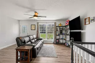 110 Rock Bridge Rd, Villa Ridge, MO 63089 - Photo 5