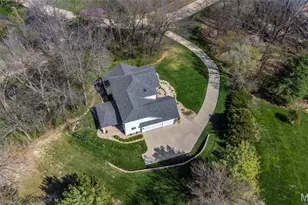 1831 Kehrswood Dr, Clarkson Valley, MO 63005 - Photo 45