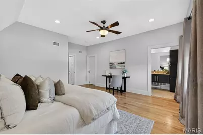 47 Maryland Plaza #C, Saint Louis, MO 63108 - Photo 15