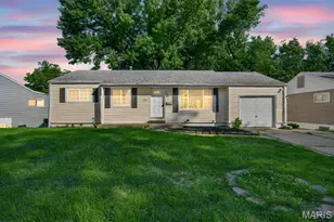 7243 General Sherman Ln, Saint Louis, MO 63123 - Photo 1