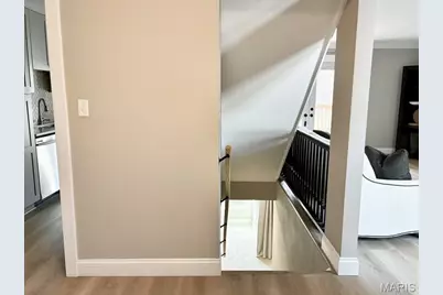 325 Fox Village Court, Ballwin, MO 63021 - Photo 5