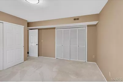 1045 Woodlake Village Drive, Chesterfield, MO 63141 - Photo 23