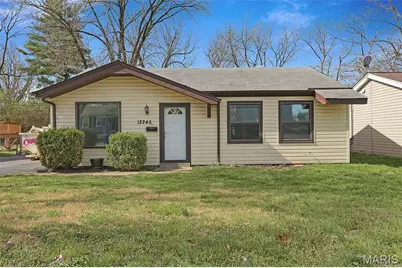 12245 Bennington Place, Maryland Heights, MO 63043 - Photo 1