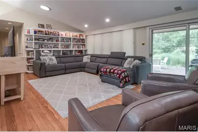 14 Tealwood Drive, Creve Coeur, MO 63141 - Photo 3