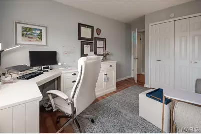 8631 Old Bonhomme Road #2C, University City, MO 63132 - Photo 15