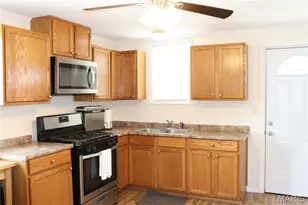 7923 Water St, Saint Louis, MO 63111 - Photo 11