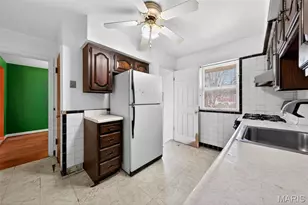 1201 Duenke Dr, Saint Louis, MO 63137 - Photo 19