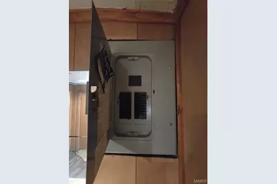 9732 Gloucester Drive, Saint Louis, MO 63137 - Photo 17