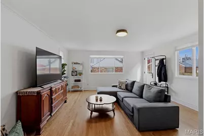 6635 Devonshire Avenue, Saint Louis, MO 63109 - Photo 7