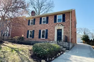 9366 White Ave, Brentwood, MO 63144 - Photo 1