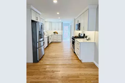 9366 White Avenue, Brentwood, MO 63144 - Photo 9